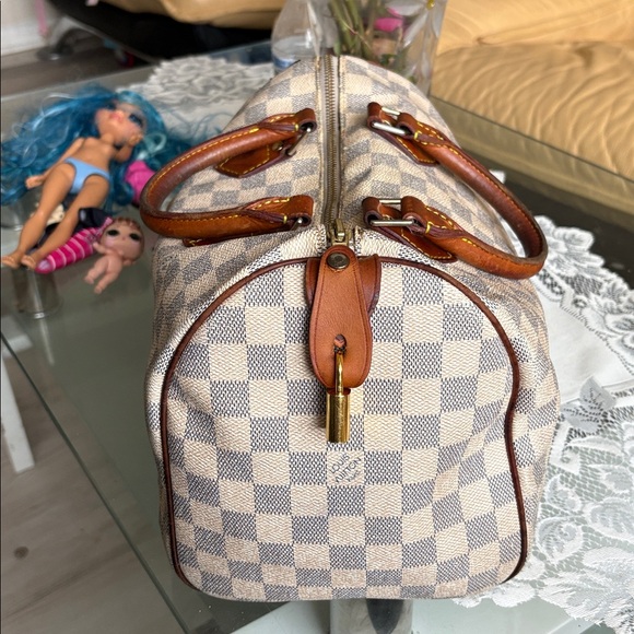 Louis Vuitton  Bag - Picture 4 of 16